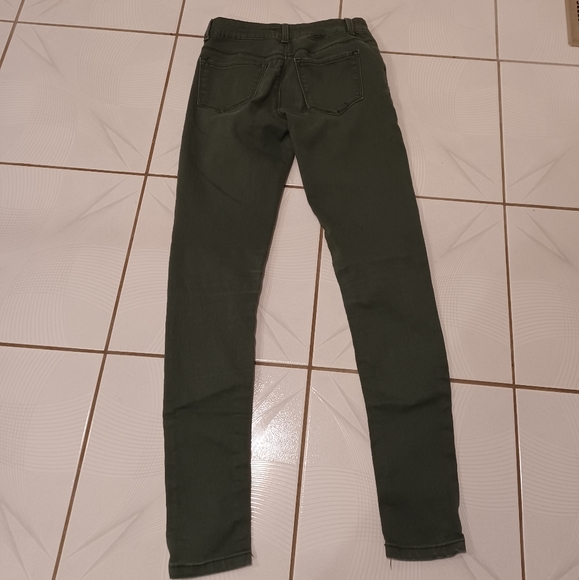 4/$60 Green Skinny Jeans - Size M - Picture 4 of 7